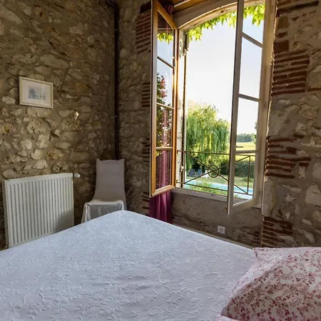 La Tour Du Manoir Arouille