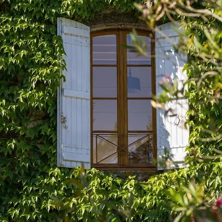 別荘 La Tour Du Manoir Arouille