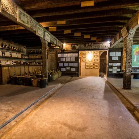 La Tour Du Manoir *